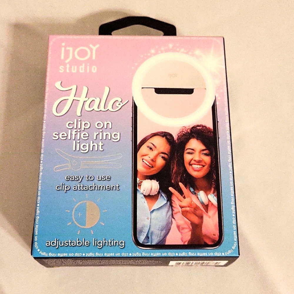 NWT Halo clip on selfie ring light